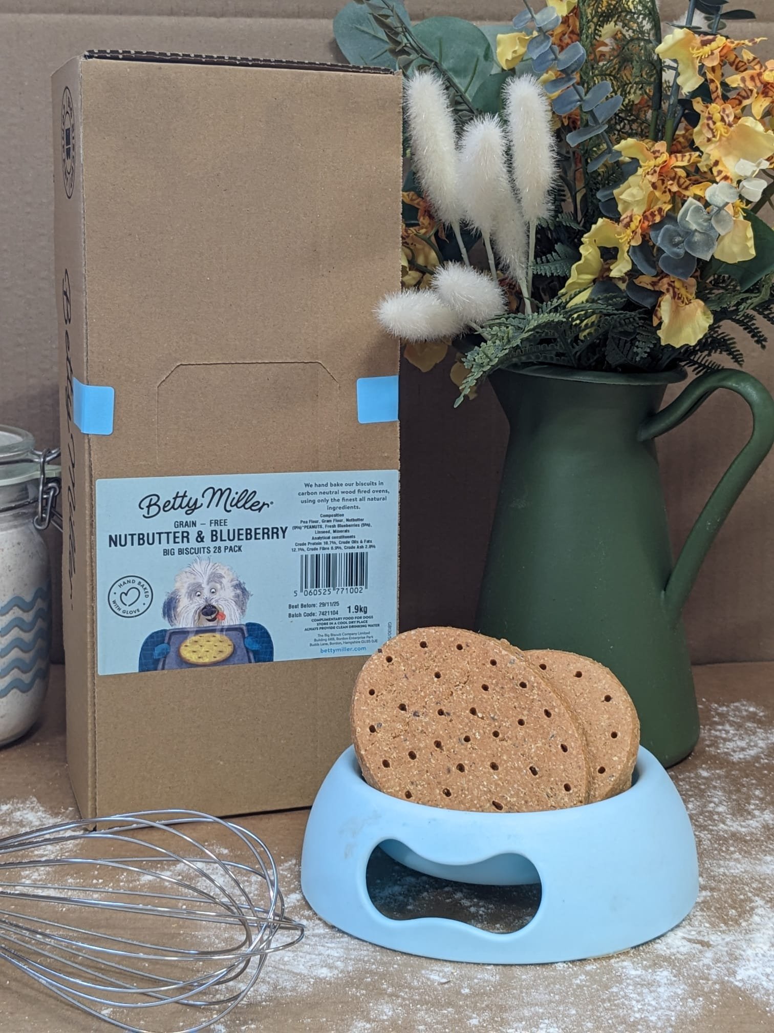 Betty Miller Grain Free Nutbutter & Blueberry Big Biscuits 28 Pack